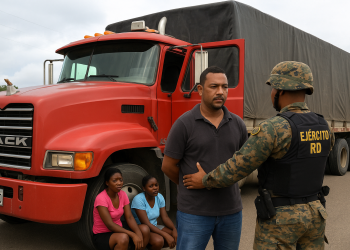 Elías Piña: Conductor de patana detenido por llevar migrantes irregulares
